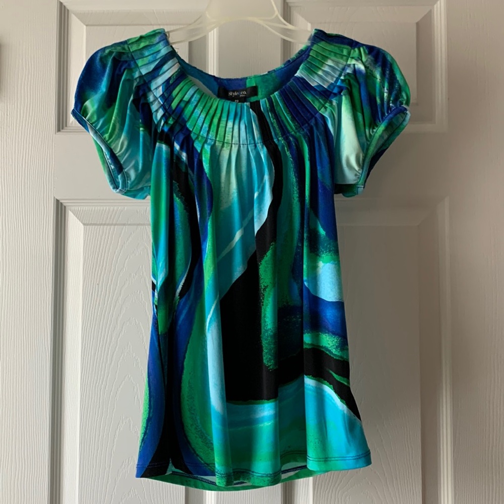 Style & Co Petite green blue top size PS
